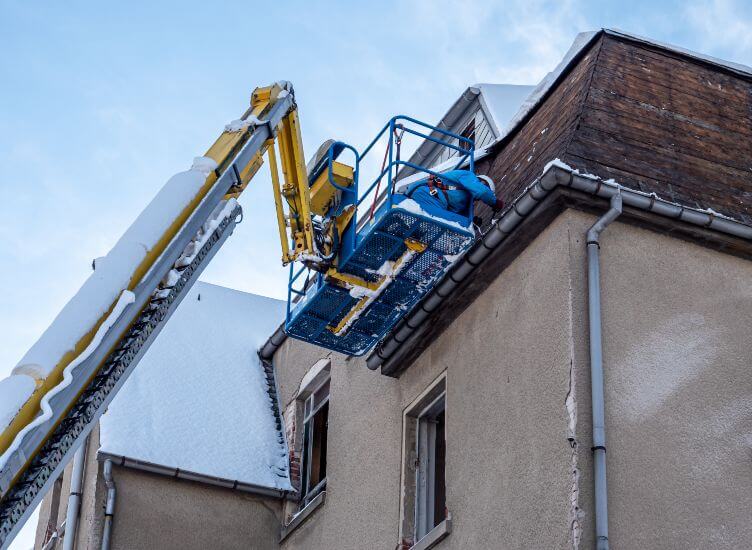 You are currently viewing Why Install Commercial Gutters?